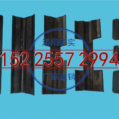 抱鎖器襯皮，襯皮，襯墊，襯塊，橡膠襯墊，抱鎖器襯墊——礦井猴車抱索器橡膠襯皮抱索器襯墊耐磨耐用橡膠產(chǎn)品加工廠家