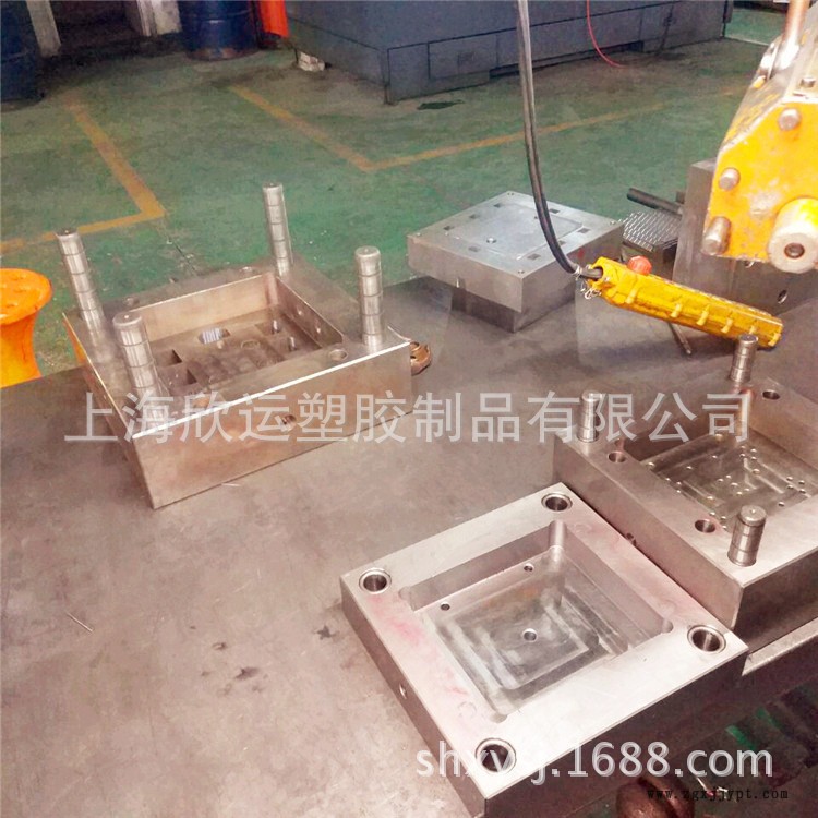 上海塑膠模具注塑加工廠家定制白色ABS塑膠外殼配件開模加工示例圖5